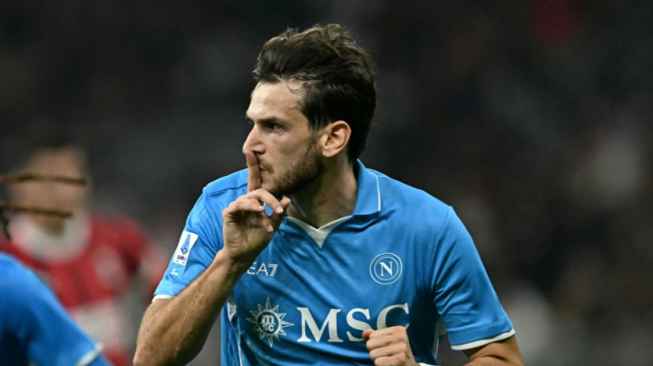 Napoli e Inter fazem confronto direto pela lideran&ccedil;a do Campeonato Italiano