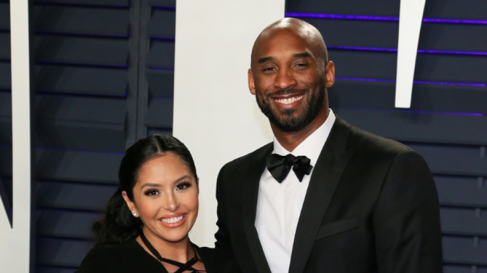 D&eacute;lib&eacute;rations &agrave; venir dans l'affaire des photos du crash mortel de Kobe Bryant