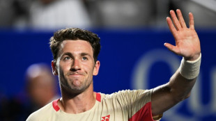 Ruud keeps Barcelona Open defence on course