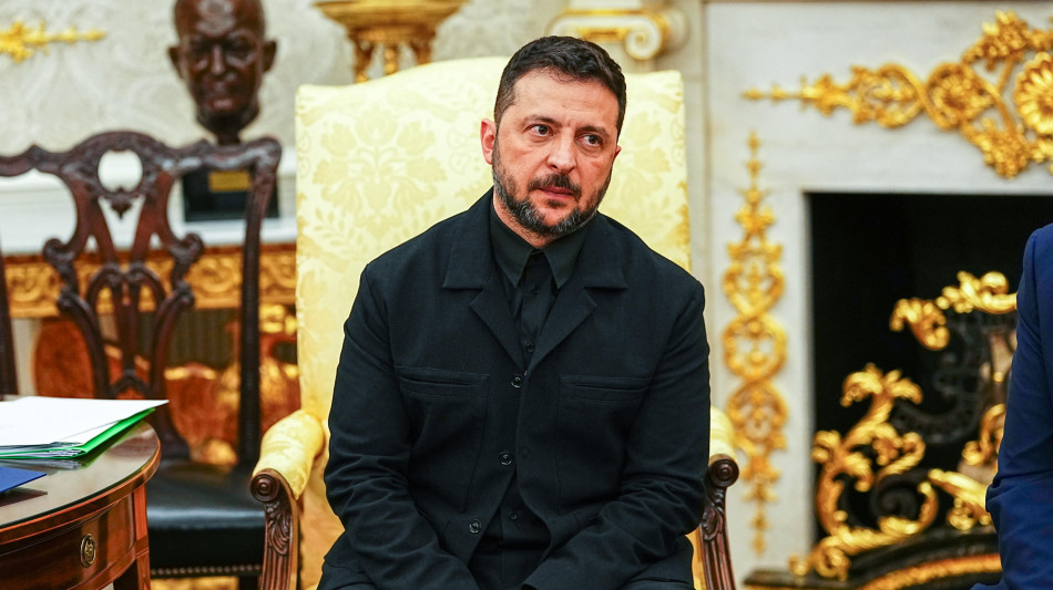 Zelensky, non cederemo la nostra terra agli occupanti