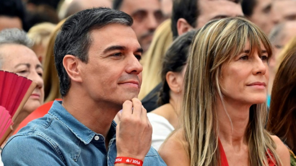 Pedro S&aacute;nchez fragilis&eacute; par l'ouverture d'une enqu&ecirc;te contre son &eacute;pouse