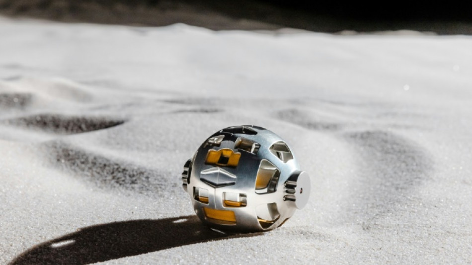 Une sonde inspir&eacute;e de jouets robots &agrave; bord de la mission lunaire japonaise