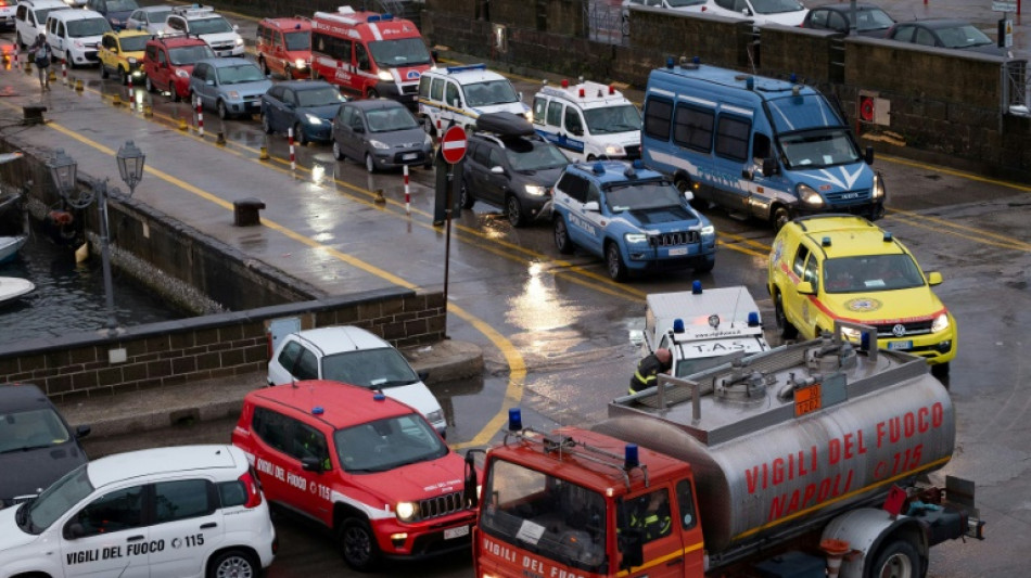 Italie: une morte et une dizaine de disparus apr&egrave;s un glissement de terrain sur l'&icirc;le d'Ischia