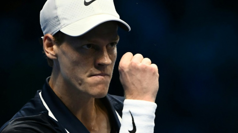 Sinner consegue 2&ordf; vit&oacute;ria no ATP Finals; Medvedev reage e bate De Minaur