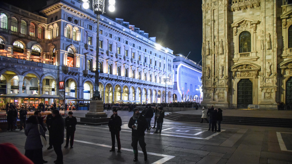 Turiste aggredite e abusate per riavere borsa e telefono rapinati