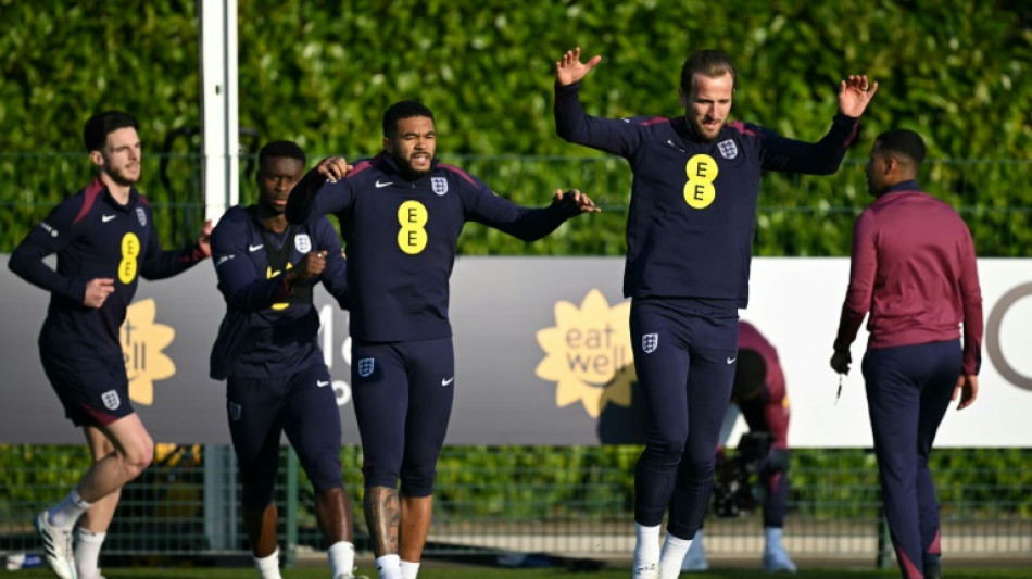 England captain Kane says fans are 'bored' by his goal record