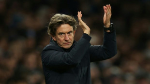 Tottenham vence Dortmund (2-0) e sobe para 4&ordm; na Champions