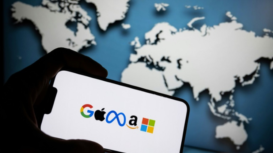 Les g&eacute;ants du net d&eacute;sormais astreints en Europe &agrave; des r&egrave;gles sans pr&eacute;c&eacute;dent