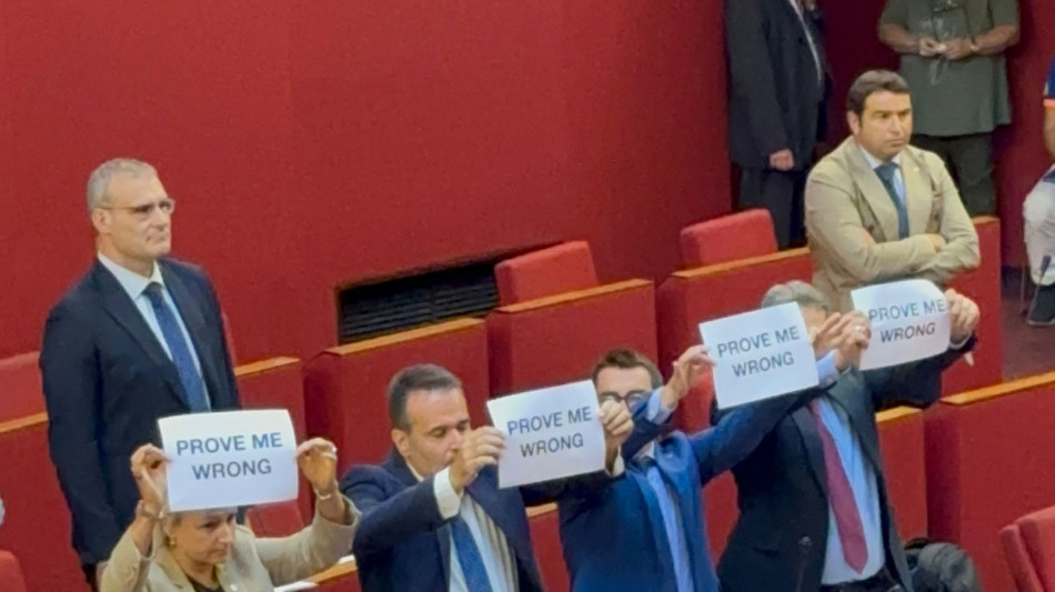 Comune Genova, minuto di silenzio del centrodestra per Kirk