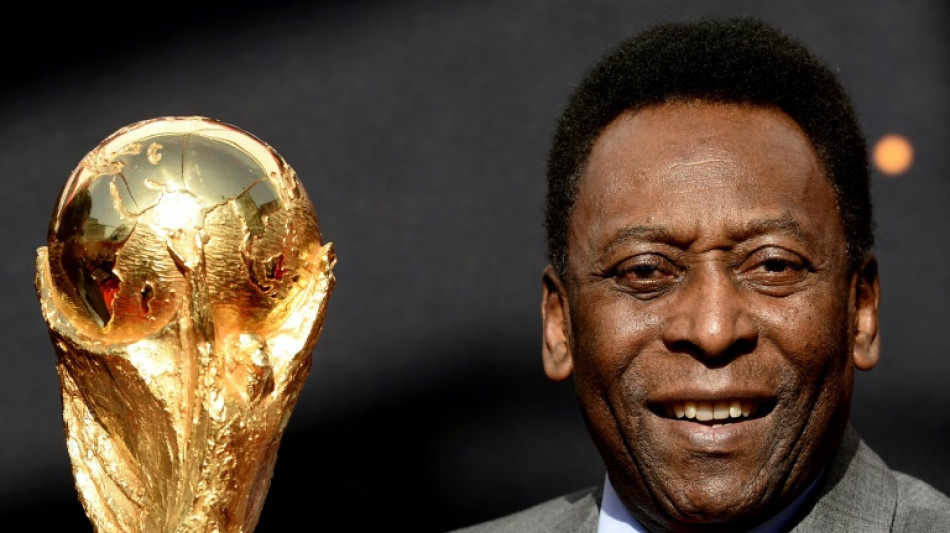 Br&eacute;sil: la famille de Pel&eacute; presque au complet &agrave; son chevet