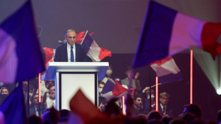 Pr&eacute;sidentielle: Zemmour critique "l'assistanat" &agrave; Lille, Le Pen attendue &agrave; Reims
