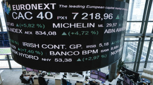 Borsa: l'Europa apre in cauto rialzo, Parigi +0,1%