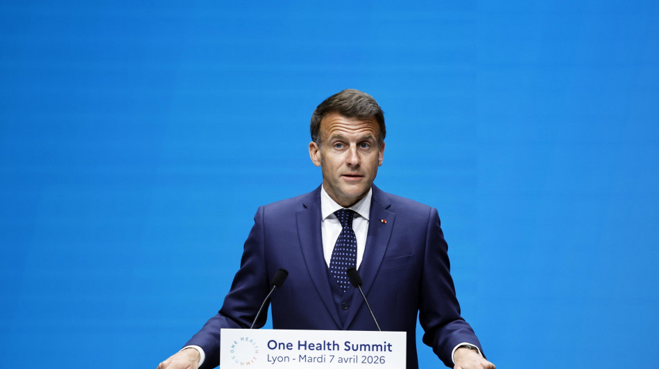 Macron, con Londra una conferenza in vista di missione pacifica per Hormuz