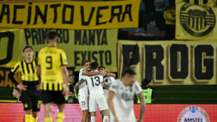 Botafogo perde para o Pe&ntilde;arol (3-1) mas vai &agrave; final da Libertadores-2024