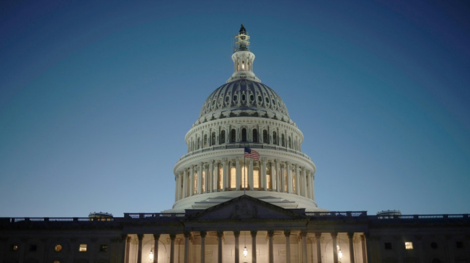 Congresso dos EUA aprova texto para evitar paralisa&ccedil;&atilde;o do governo federal