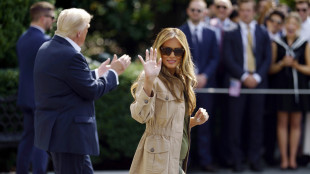 Vanity Fair valuta Melania Trump in copertina,rivolta dipendenti