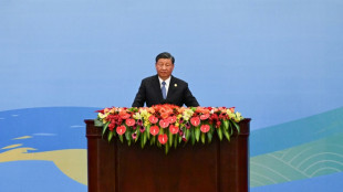 Xi Jinping fustige la "coercition &eacute;conomique" et la "confrontation de blocs"