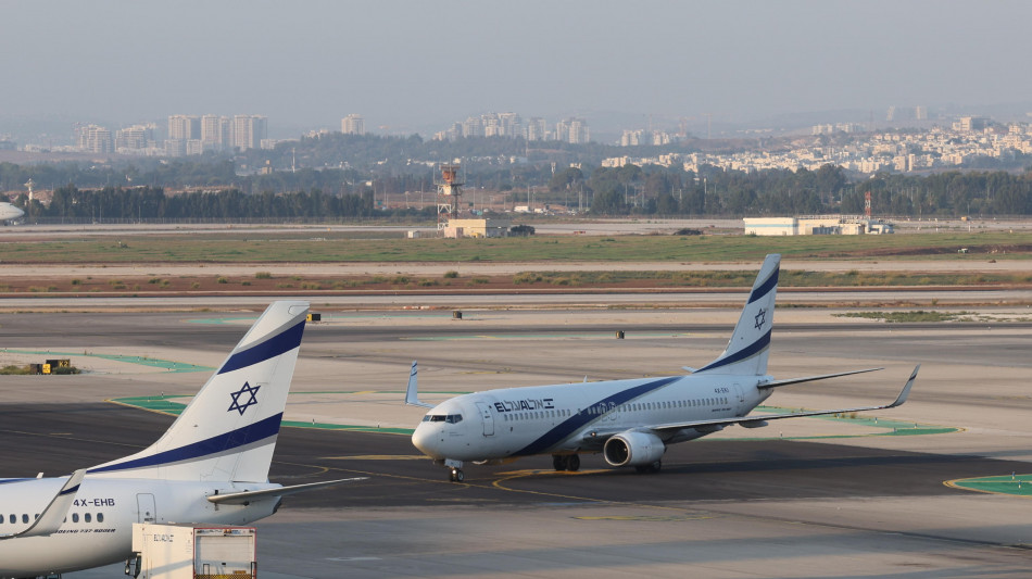 Spazio aereo Israele resta chiuso almeno fino al 22 giugno