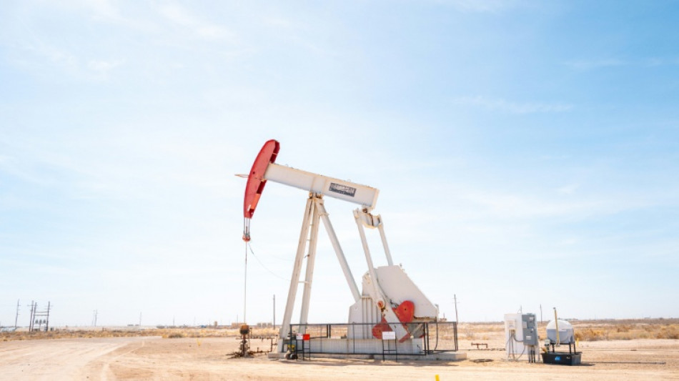 Asian stocks tumble as Trump gives Iran 48-hour ultimatum