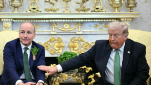 El primer ministro irland&eacute;s planta cara cort&eacute;smente a Trump