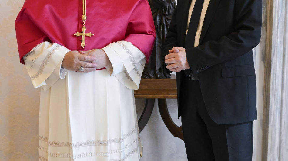 Il Papa a Herzog, garantire un futuro al popolo palestinese