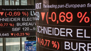 Borsa: l'Europa in avvio &egrave; incerta, Parigi -0,02%