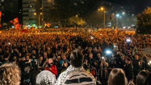 Un an après Novi Sad, la Serbie manifeste et rend hommage aux victimes