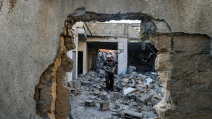 Bombardeio israelense em Gaza deixa 11 mortos, entre eles três bebês, segundo Defesa Civil