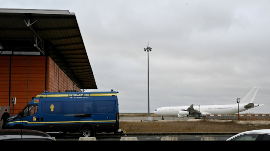 Indiens bloqu&eacute;s dans la Marne: l'avion en route vers Bombay, 276 passagers &agrave; bord