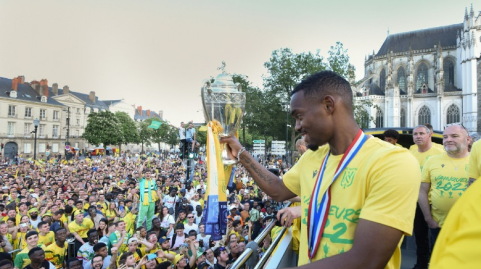 Coupe de France: 15.000 supporters pour accueillir les "h&eacute;ros" nantais