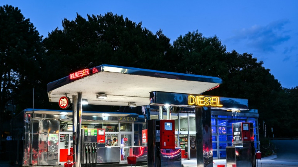 Tanken 2024 g&uuml;nstiger als im Vorjahr - Preise aber weiter auf hohem Niveau