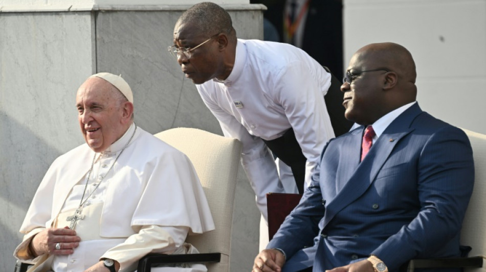 RDC: accueilli avec ferveur &agrave; Kinshasa, le pape d&eacute;nonce le "colonialisme &eacute;conomique"