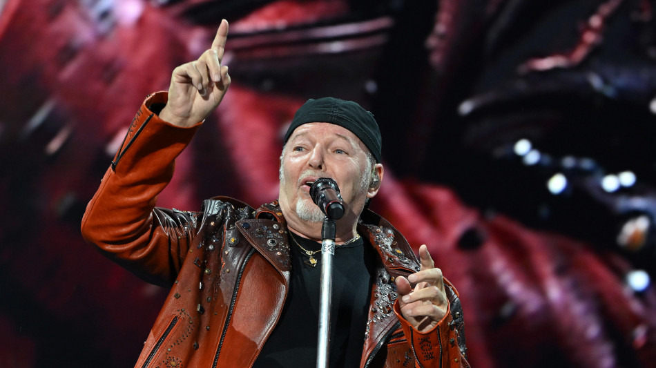Vasco Rossi 'sponsorizza' corso di teatro sperimentale a Zocca