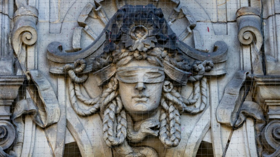 Lange Haftstrafen nach Gruppenvergewaltigung von 30-Jährigem in Iserlohn