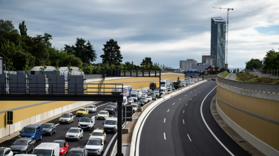 Maifeiertag: ADAC warnt vor Staus an verl&auml;ngertem Wochenende