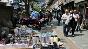 Trump afirma que EUA n&atilde;o tem pressa, mas que 'rel&oacute;gio corre' para o Ir&atilde;