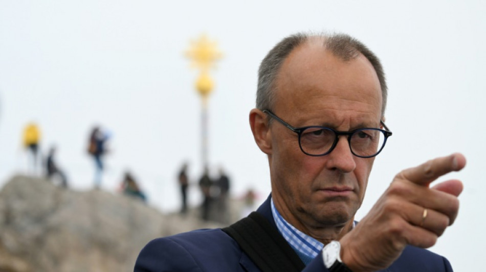 Merz wirft Regierung versp&auml;tetes Handeln in Energiekrise vor