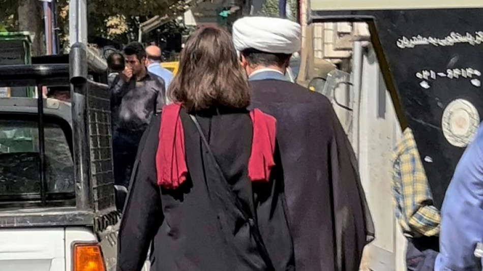 T&eacute;h&eacute;ran durcit le ton sur le port du voile, l'ONU d&eacute;nonce des "meurtres d'Etat"