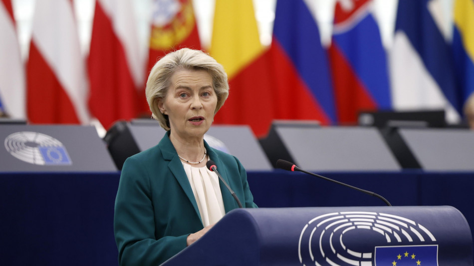 Von der Leyen, avanti su taglio costi energia e stop a gas russo