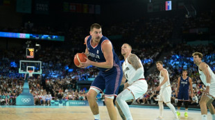 Jokic marca triplo-duplo, e S&eacute;rvia fatura bronze no basquete masculino em Paris