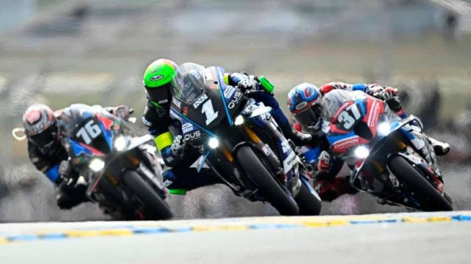 24 Heures moto: BMW en t&ecirc;te apr&egrave;s huit heures de course