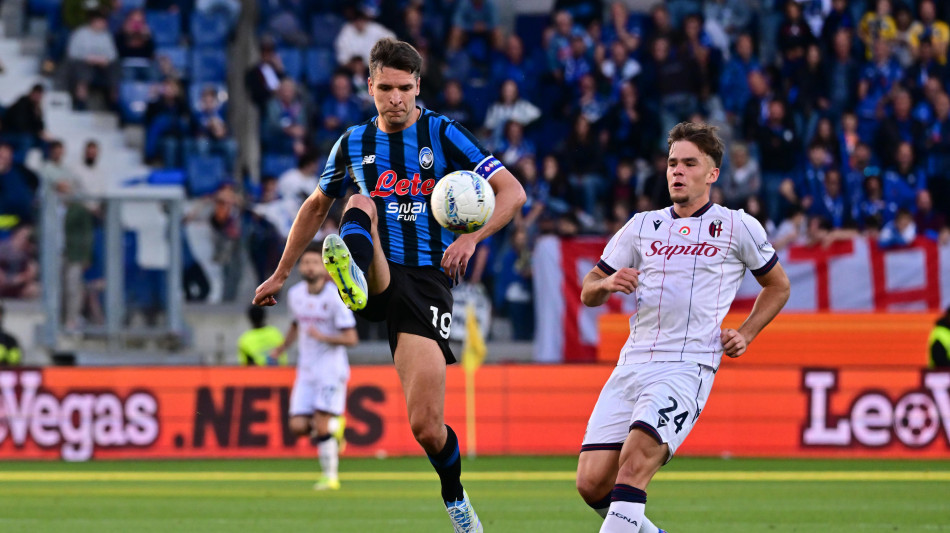Calcio: l'Atalanta saluta Djimsiti, 'grazie di cuore'