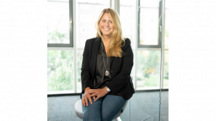 Tamara Baur ist Verkaufsleiterin für die Localism Media